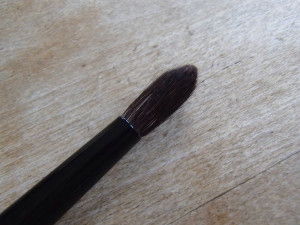 Wayne Goss 04 Medium Pointed Crease Brush