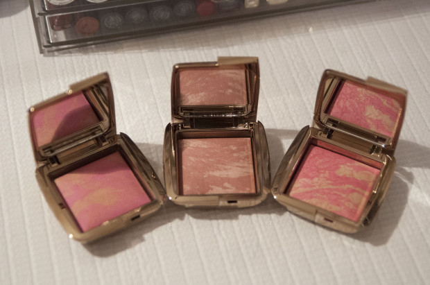 Hourglass Ambient Lighting Blush