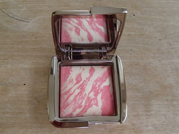 Hourglass Ambient Lighting Blush Diffused Heat