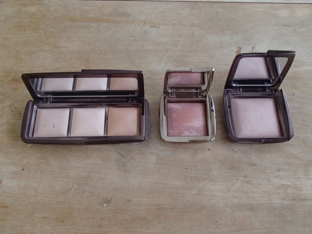 Hourglass Ambient Lighting Blush