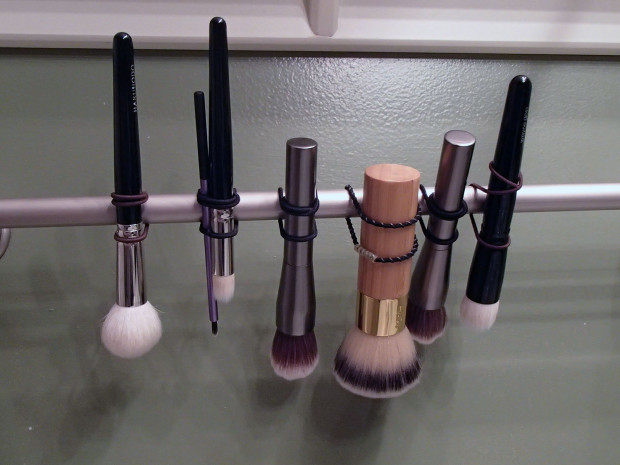 How to dry brushes