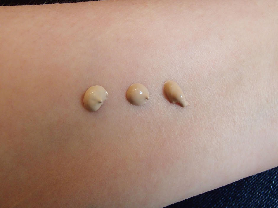 Rouge Bunny Rouge Sketches on Water Tinted Moisturizer 41, 42, 43