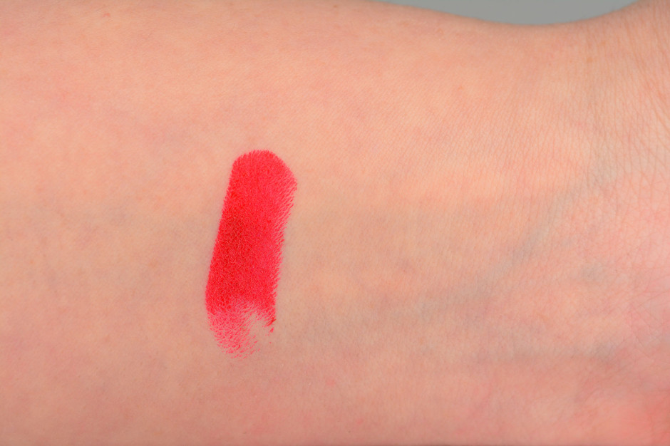 Urban Decay Revolution Lipstick F-Bomb Swatch