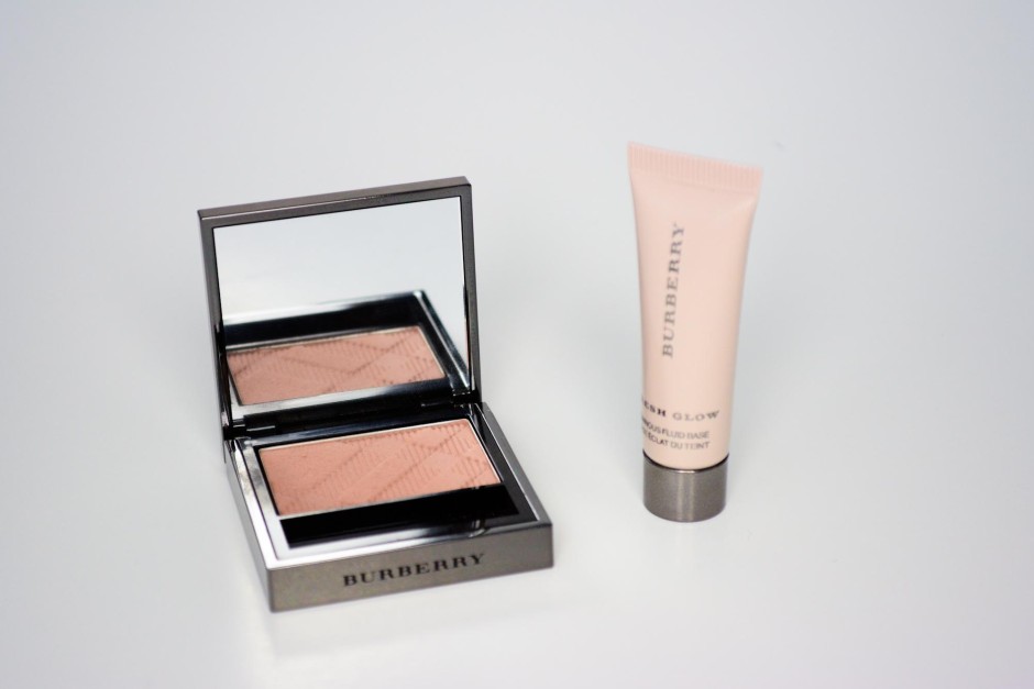 Burberry Earthy & Fresh Glow Fluid Base Nude Radiance