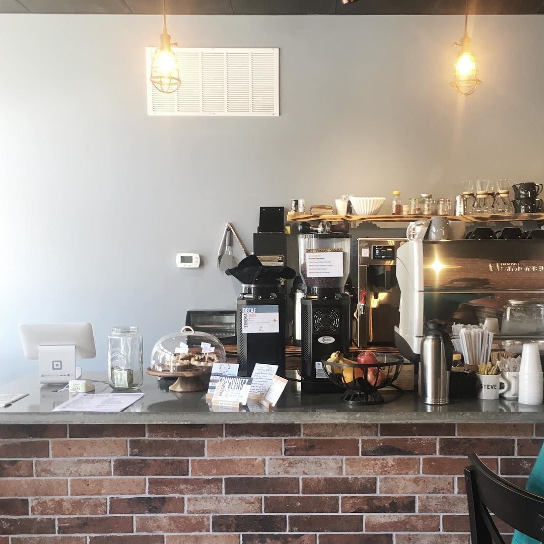 Lussi Brown Coffee Bar