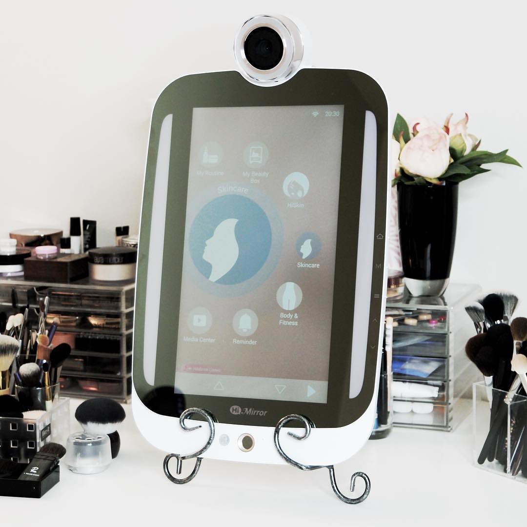 HiMirror