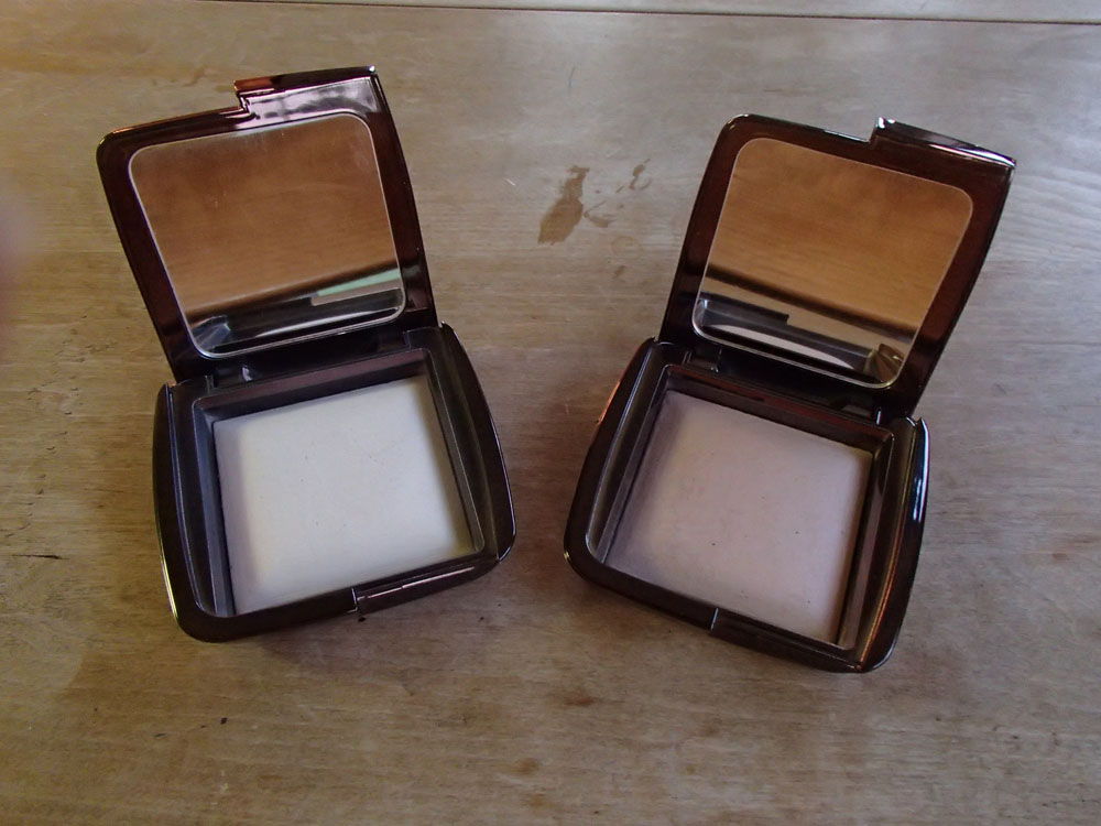 Review: Hourglass Ambient Lighting Powders in Ethereal and Dim