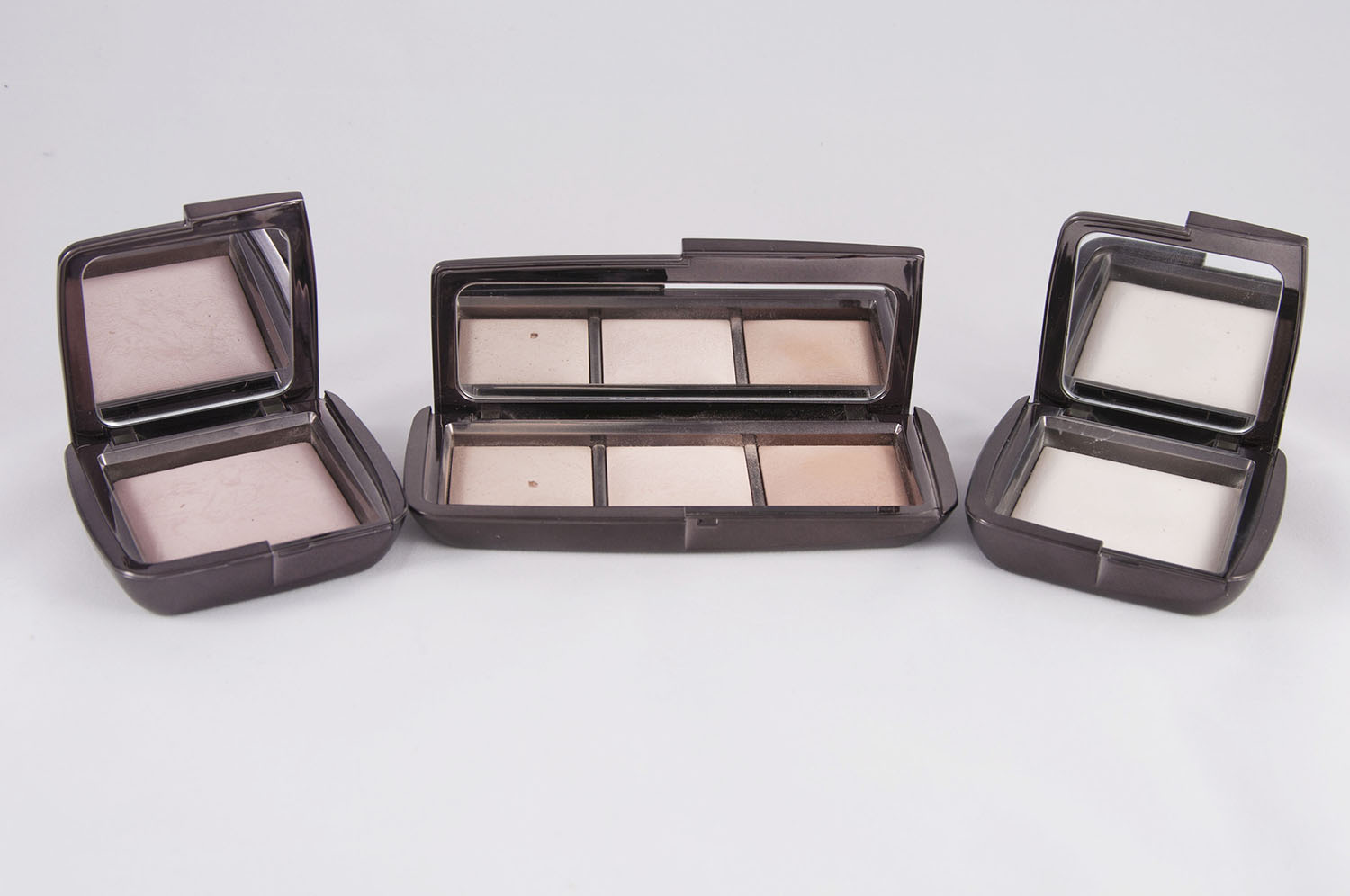 Hourglass Ambient Lighting Powders – Mood, Dim, Incandescent, Radiant, Ethereal
