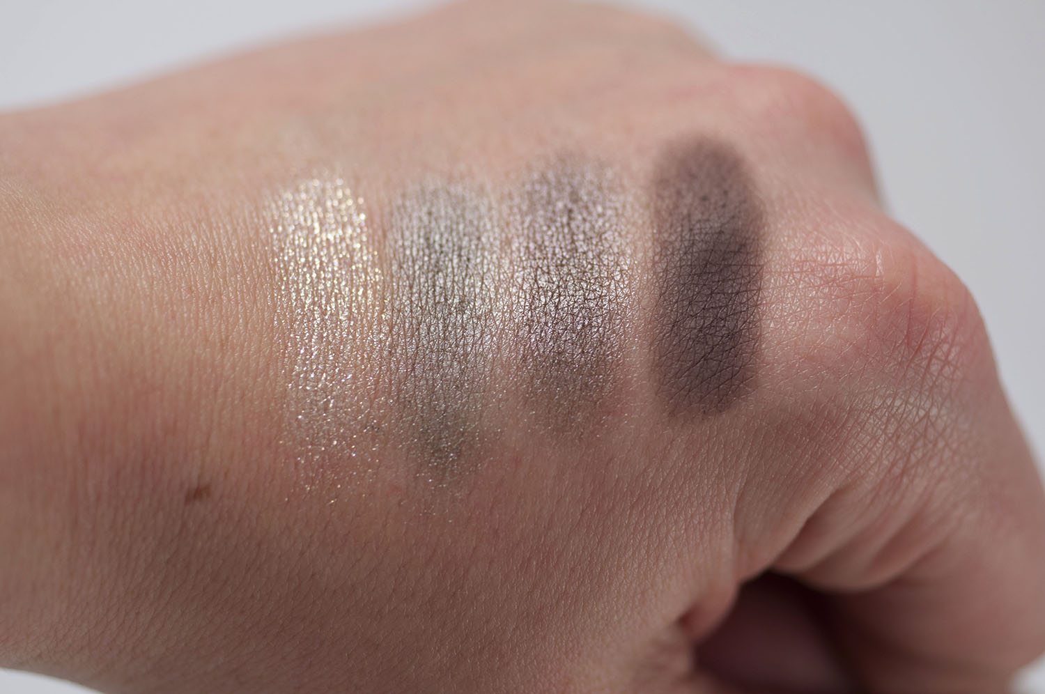 Tom Ford Silvered Topaz Swatches