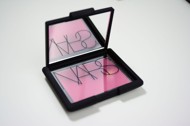 NARS 413blkr blush