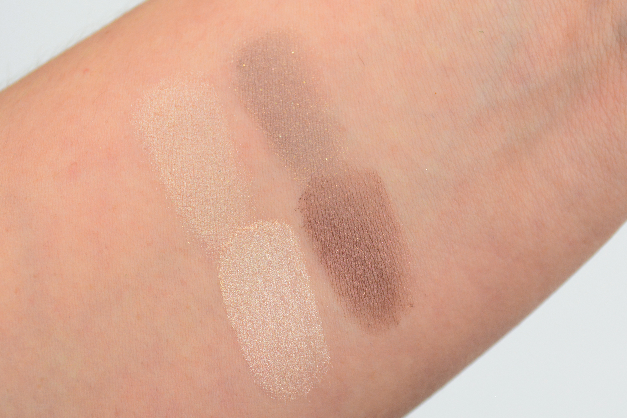 Hourglass Eyeshadow Duo Swatches- Suede/Gypsy