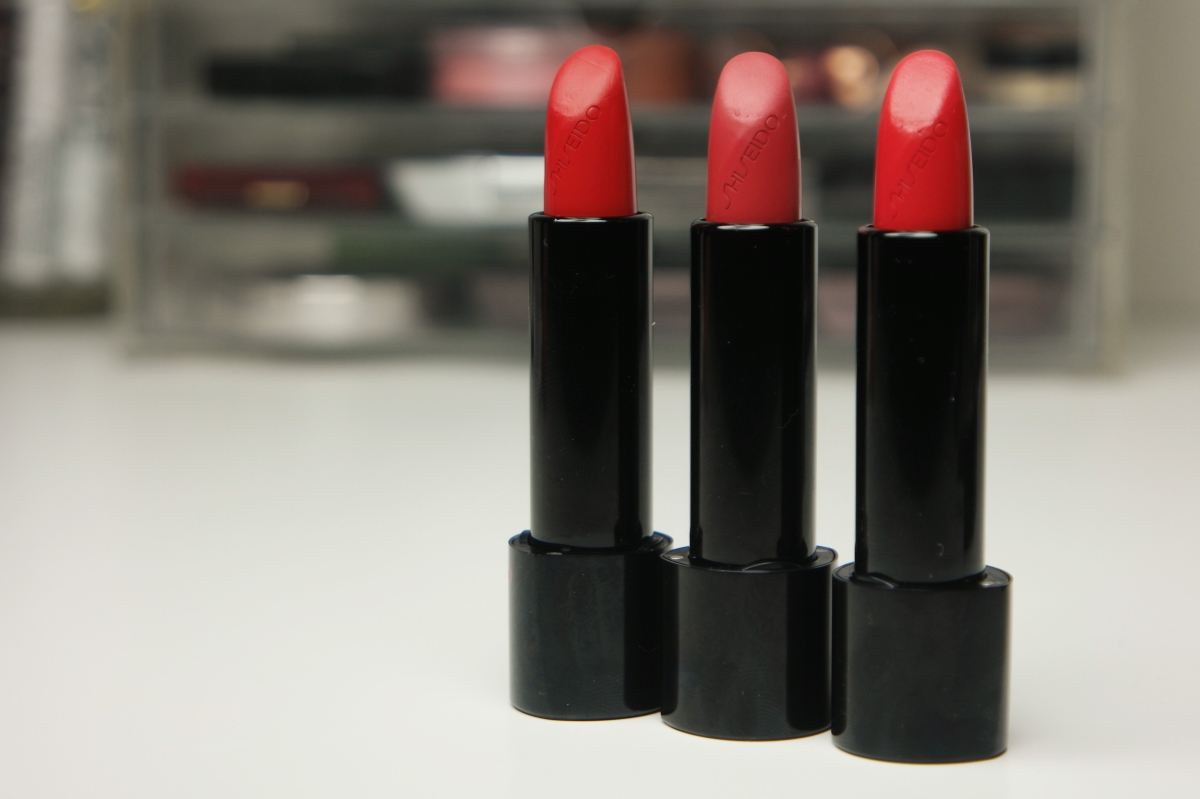 shiseido rouge rouge lipstick – a welcome break from the hype