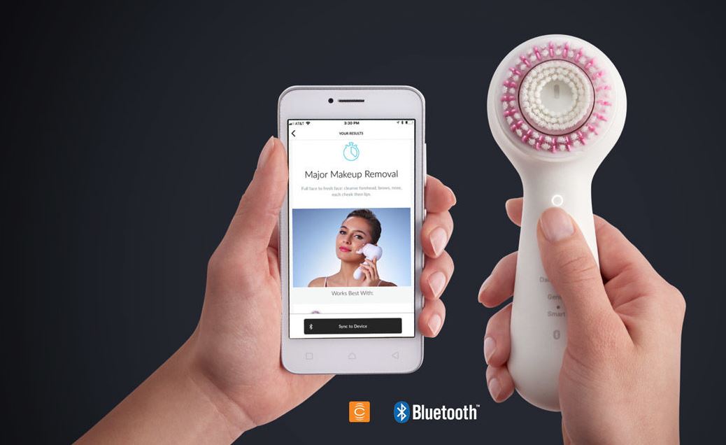 New In Beauty: Clarisonic Mia Smart